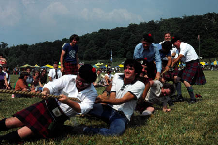 Scottish_games_tug_o_war